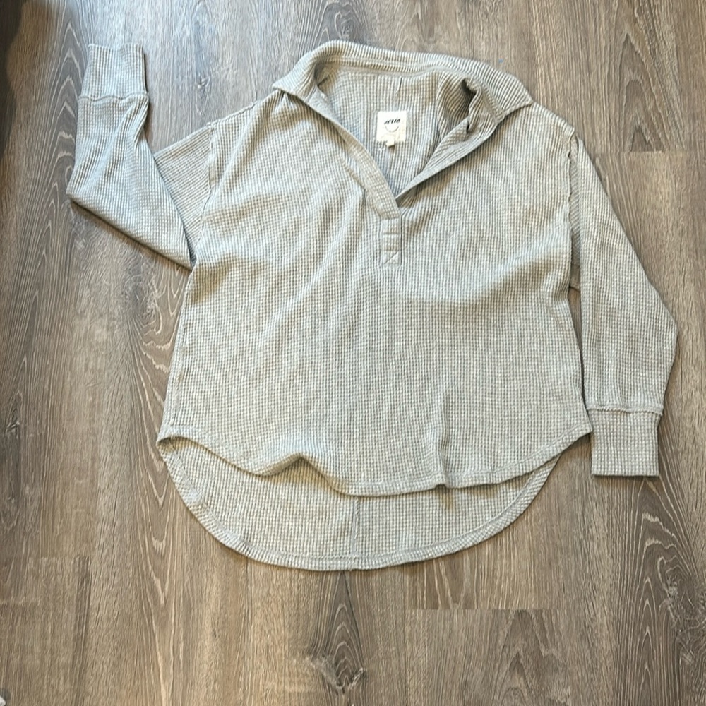 Aerie Gray Waffle Knit Hoodie